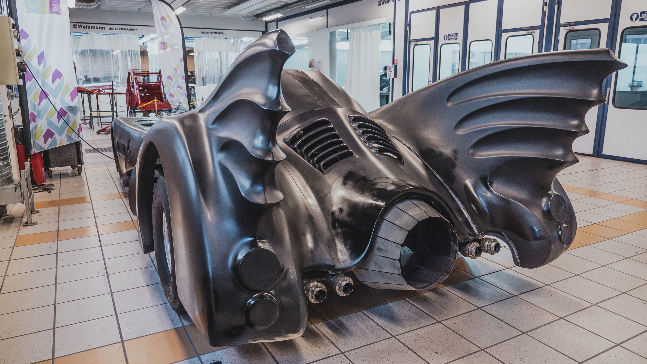 Val-d'Oise. Argenteuil. Batmobile : une réplique de la voiture de Batman  restaurée au Garac !